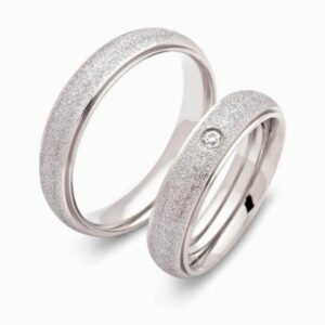 THE SCULPTED LUMEN RING