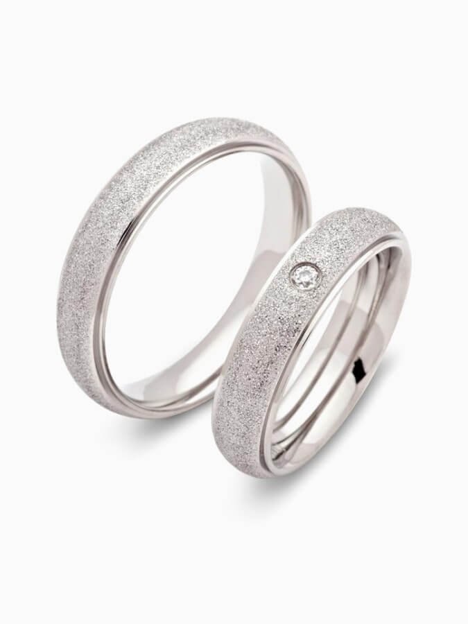 THE SCULPTED LUMEN RING